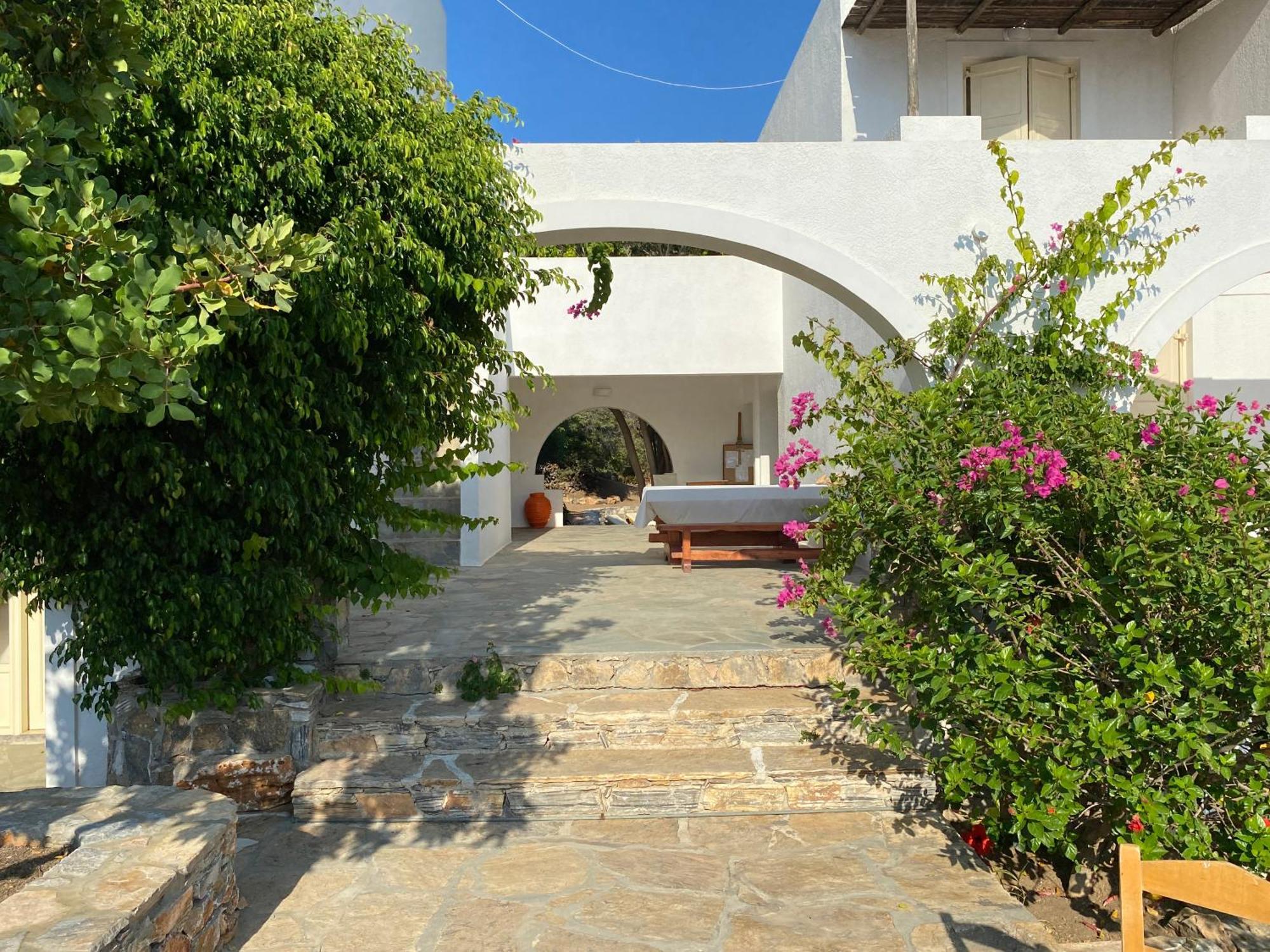 Apaggio Apartments Катапола Екстериор снимка
