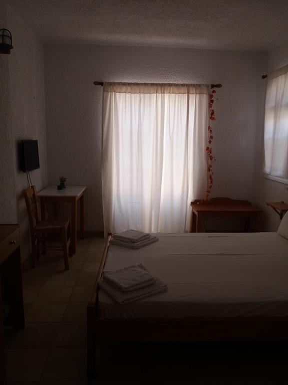 Apaggio Apartments Катапола Екстериор снимка