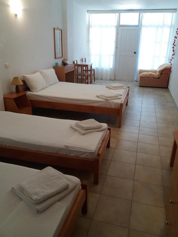 Apaggio Apartments Катапола Екстериор снимка