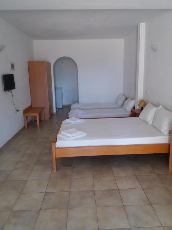 Apaggio Apartments Катапола Екстериор снимка
