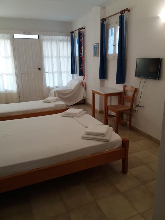 Apaggio Apartments Катапола Екстериор снимка